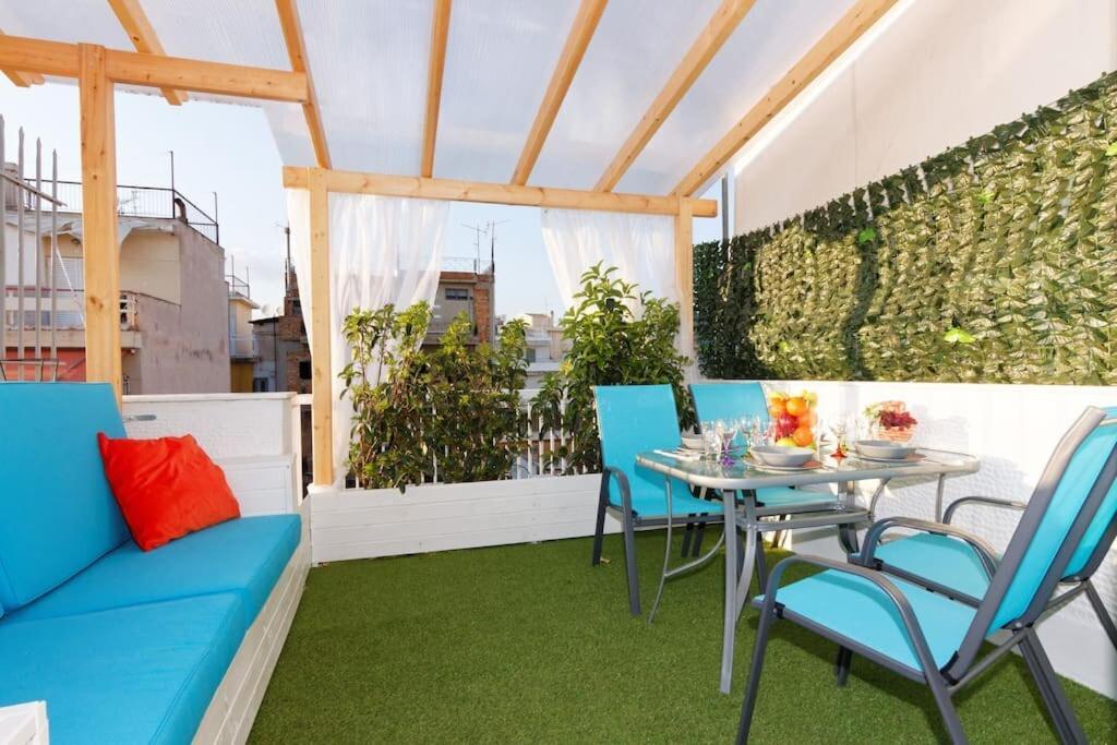 Cozy Close To Acropolis Апартаменты